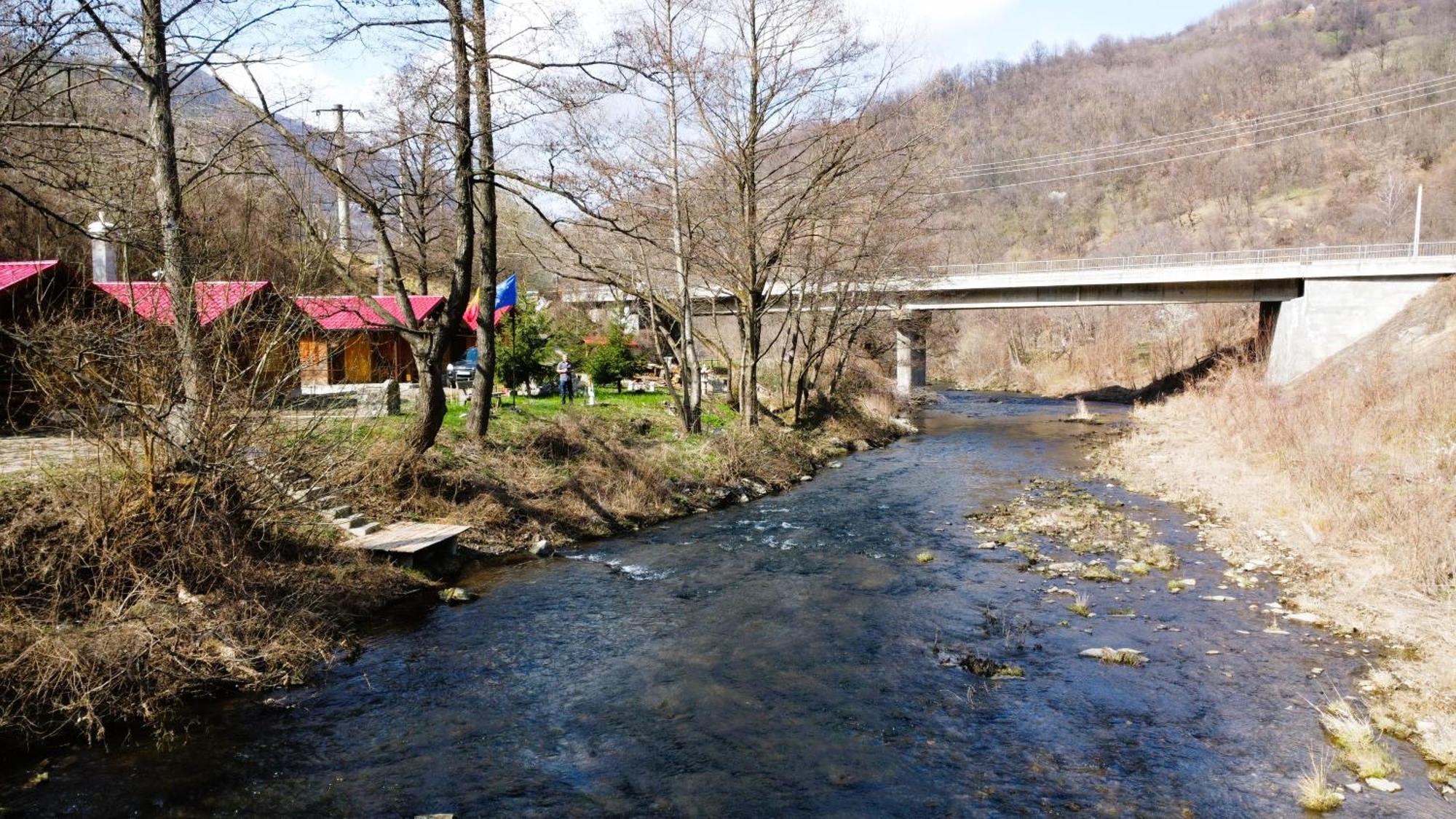 Eden Natural Resort - Transalpina Capalna Dış mekan fotoğraf